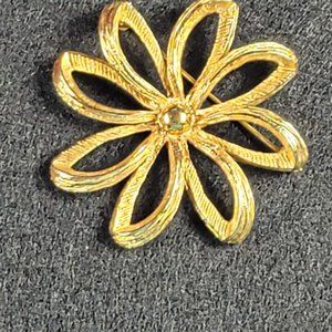 Allison Reed Signed Gold Tone Brooch